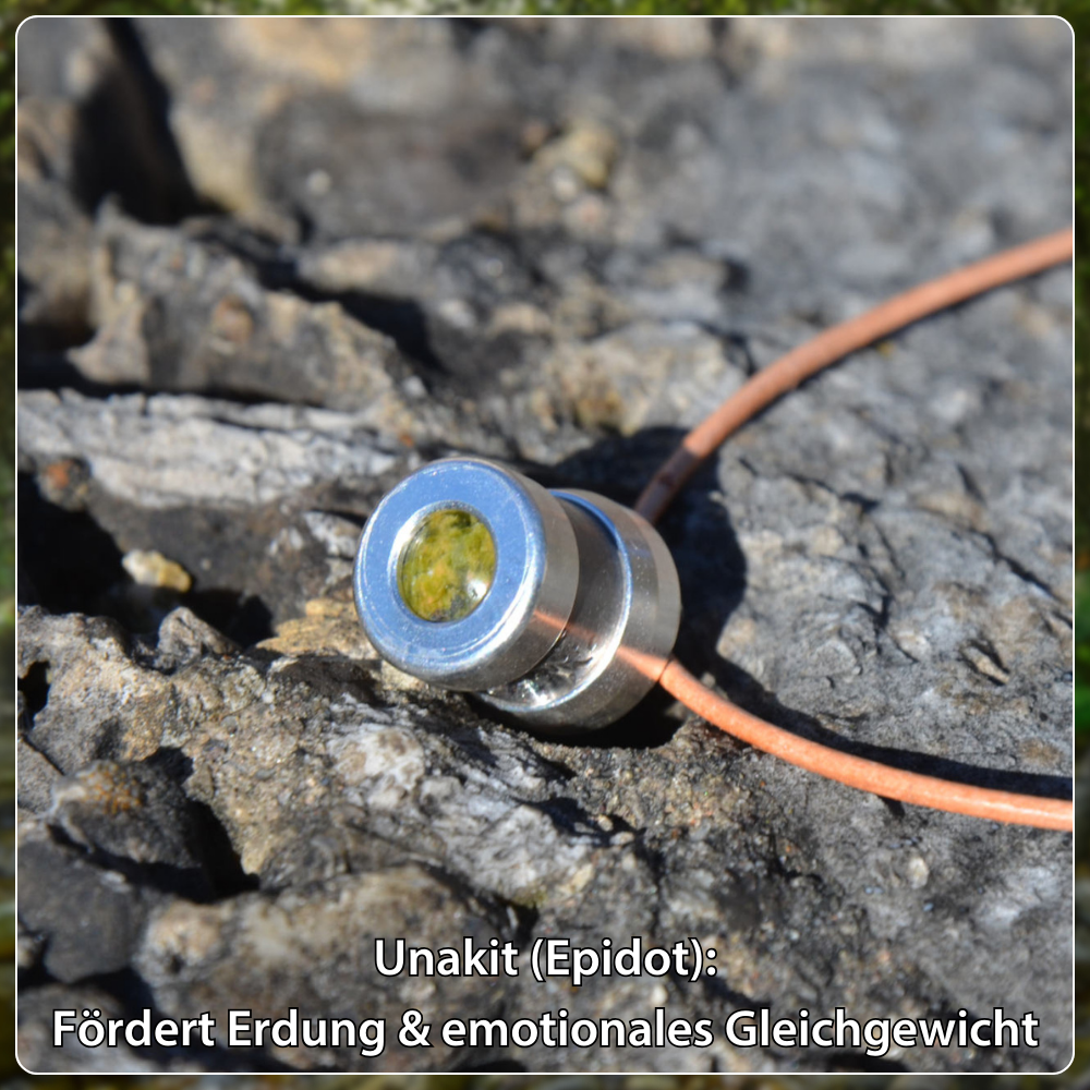 Herzkohärenz Kristallwirbel Schmuckanhänger „Erdenlicht“ | Titan-Silber | Bergkristall-Unakit