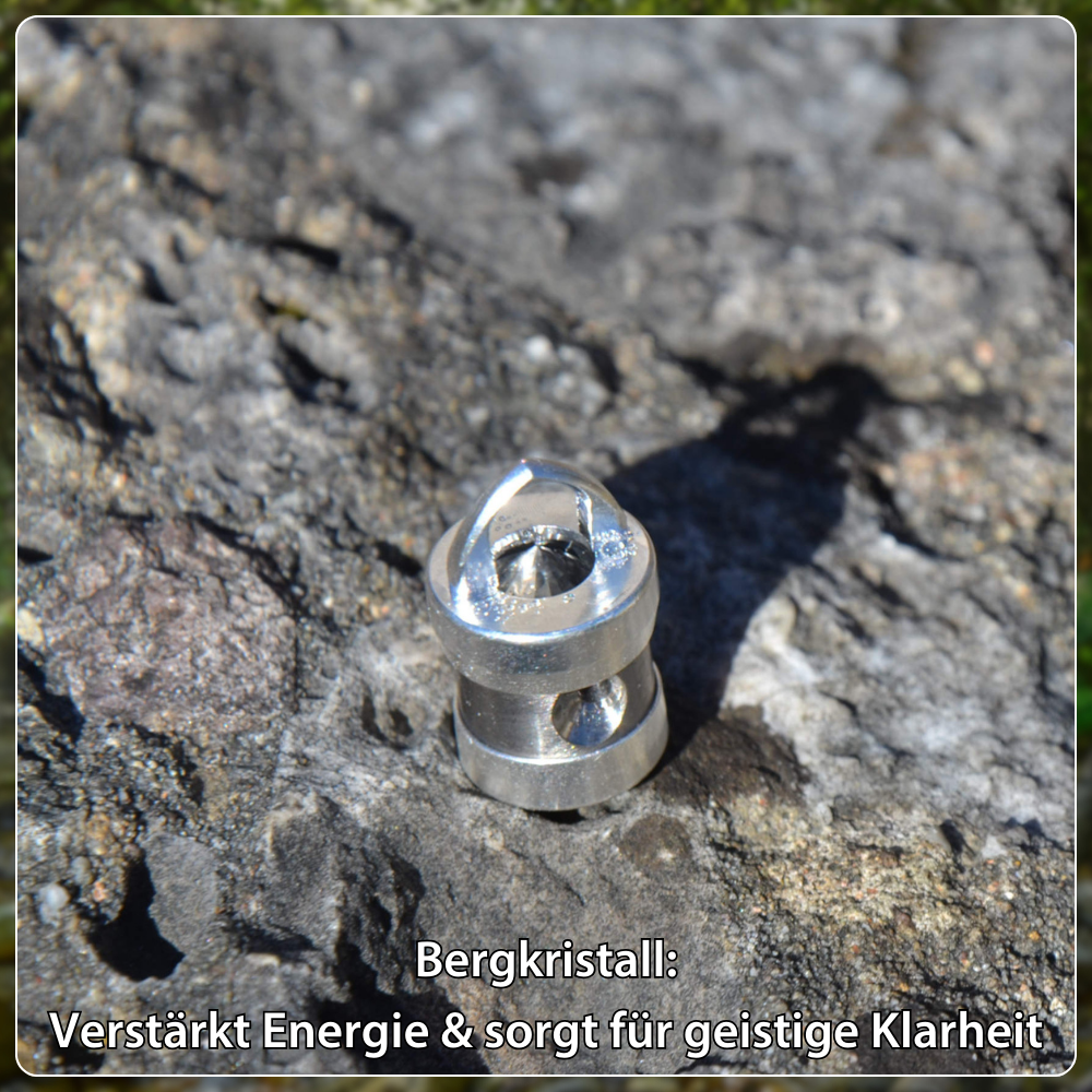Herzkohärenz Kristallwirbel Schmuckanhänger „Erdenlicht“ | Titan-Silber | Bergkristall-Unakit