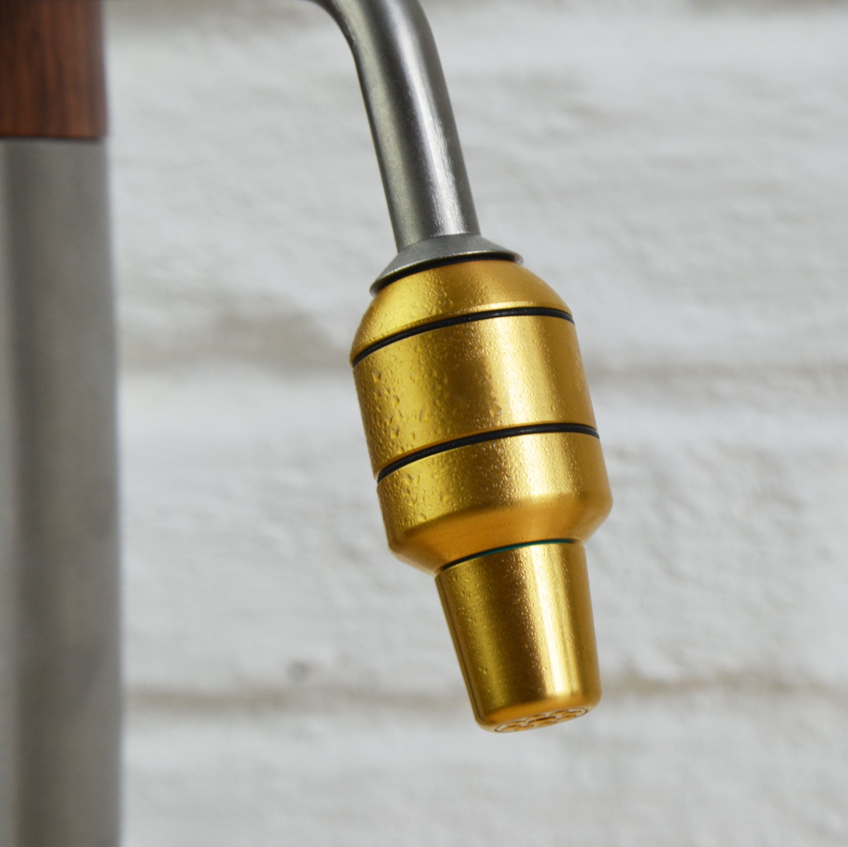 Kristallwirbel® Wasserverwirbler "Trinity" | Titan-Gold | Orangen-Calcit