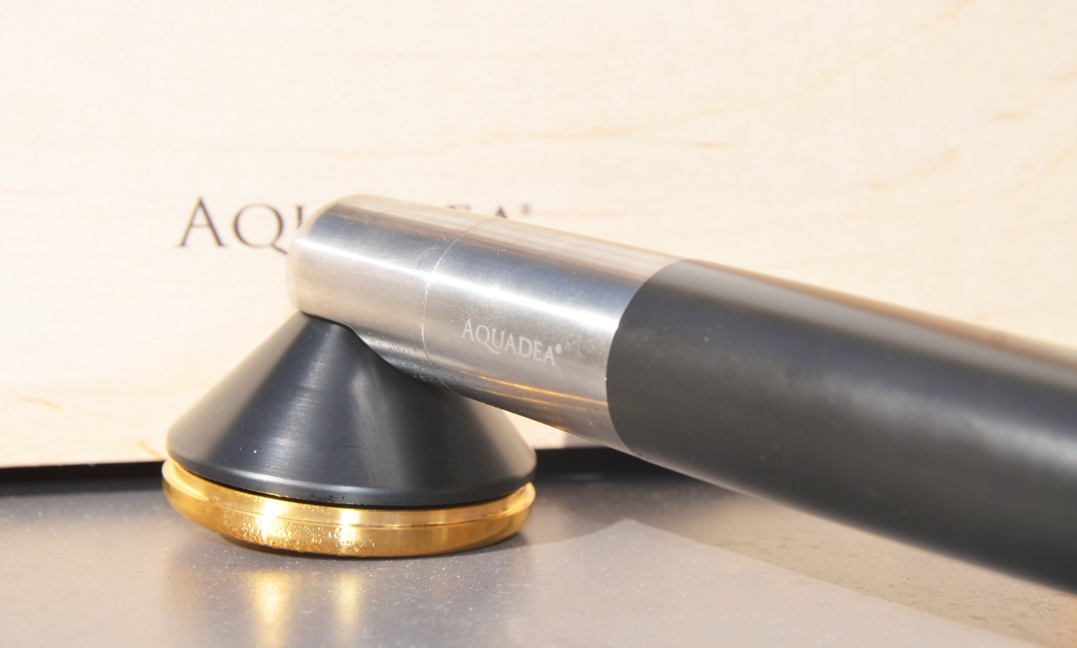 Kristallwirbel® Dusche "Prana Solaris 6" Gold - Titan | Erneuerung, Freude & Kraft