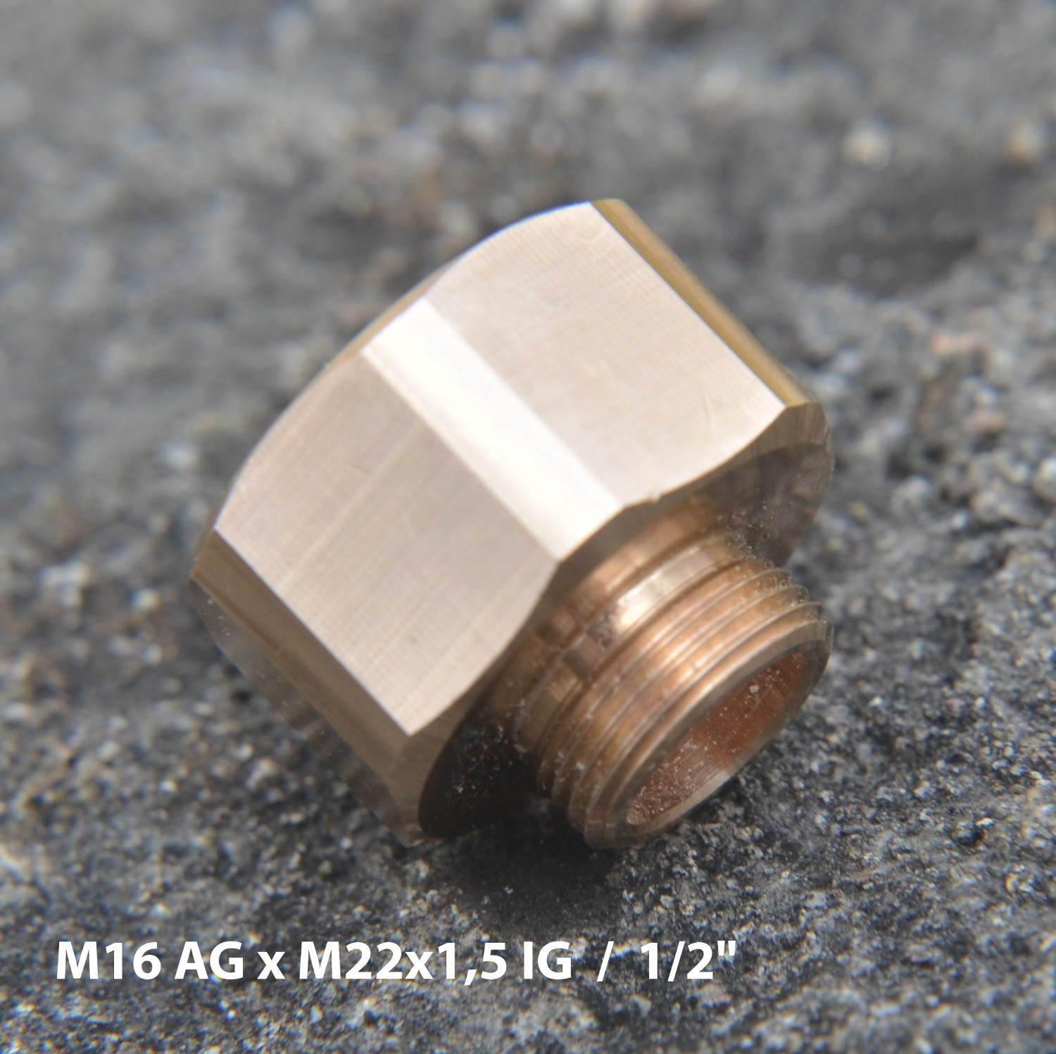 Adapter M22x1,5 (1/2") Innengewinde auf M16x1 AG - AQUADEA GmbH