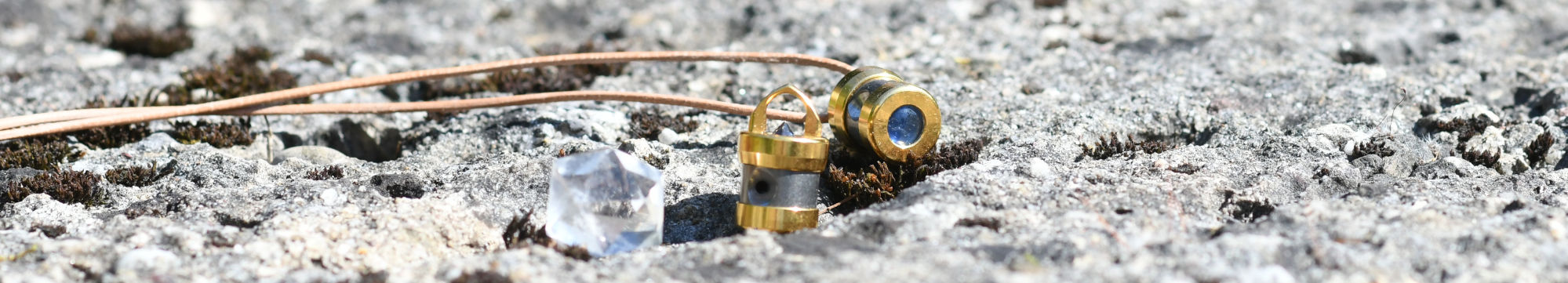 Cohérence 5 Gold -Titan  | Herzkohärenz Anhänger - Titan, Highflow, Ge, Kyanit