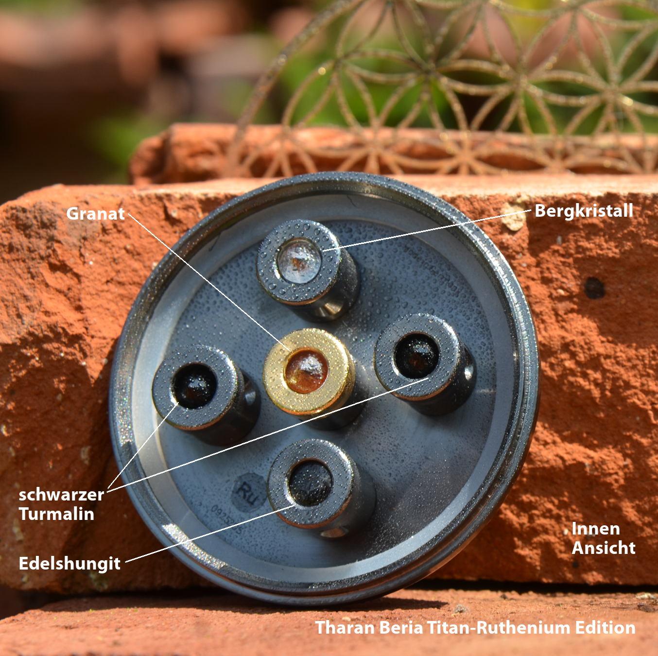 Kristallwirbel®-Kammer Duschkopf LifePower "Tharan Beria 5 TRS" | Titan - Ruthenium & Reinsilber - AQUADEA GmbH